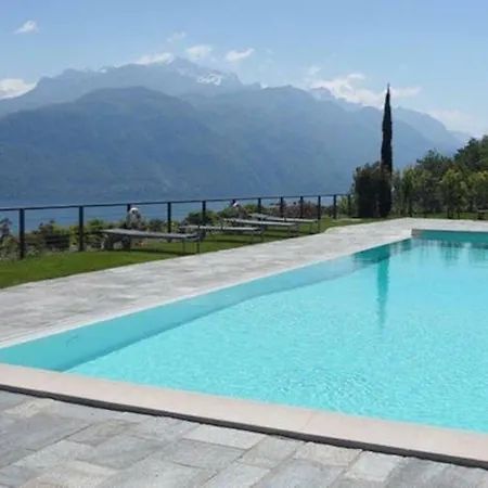 Holiday home Parco San Andrea Elegante