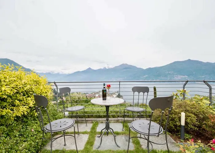 Parco San Andrea Elegante Holiday home